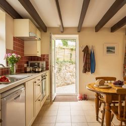 Willow kitchen 2