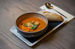 soup-and-bread-roll