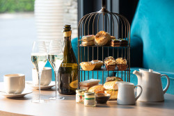 afternoon-tea-with-wine