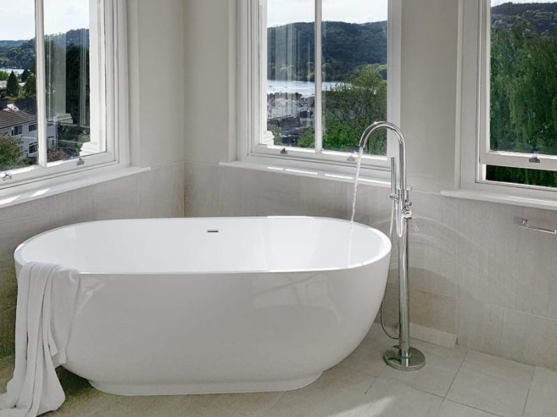 bath-with-window-view