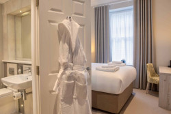 wonderous-bathroom-door