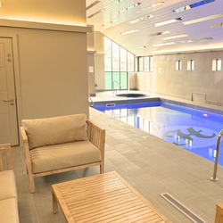 Hydro Pool at The Ro Hotel