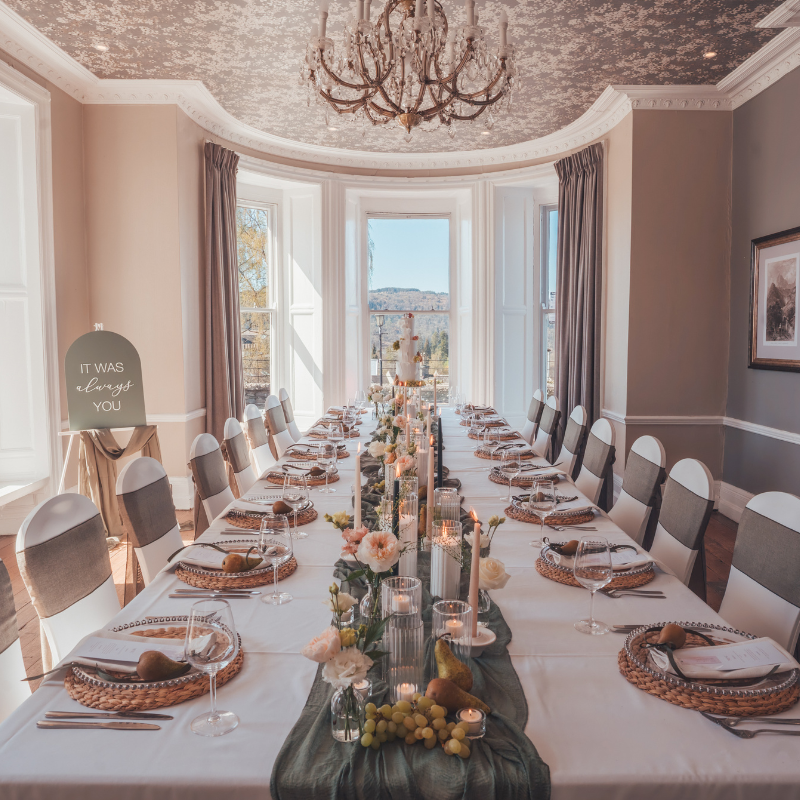 Sun Room Table Decor