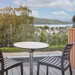 super-lake-view-balcony-balcony