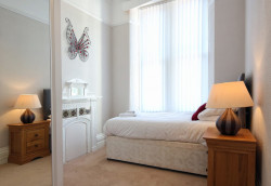 bedroom9