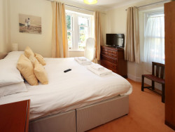 bedroom15