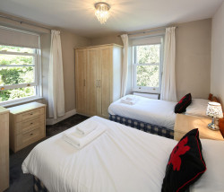 bedroom18