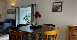 Dairy Cottage dining area