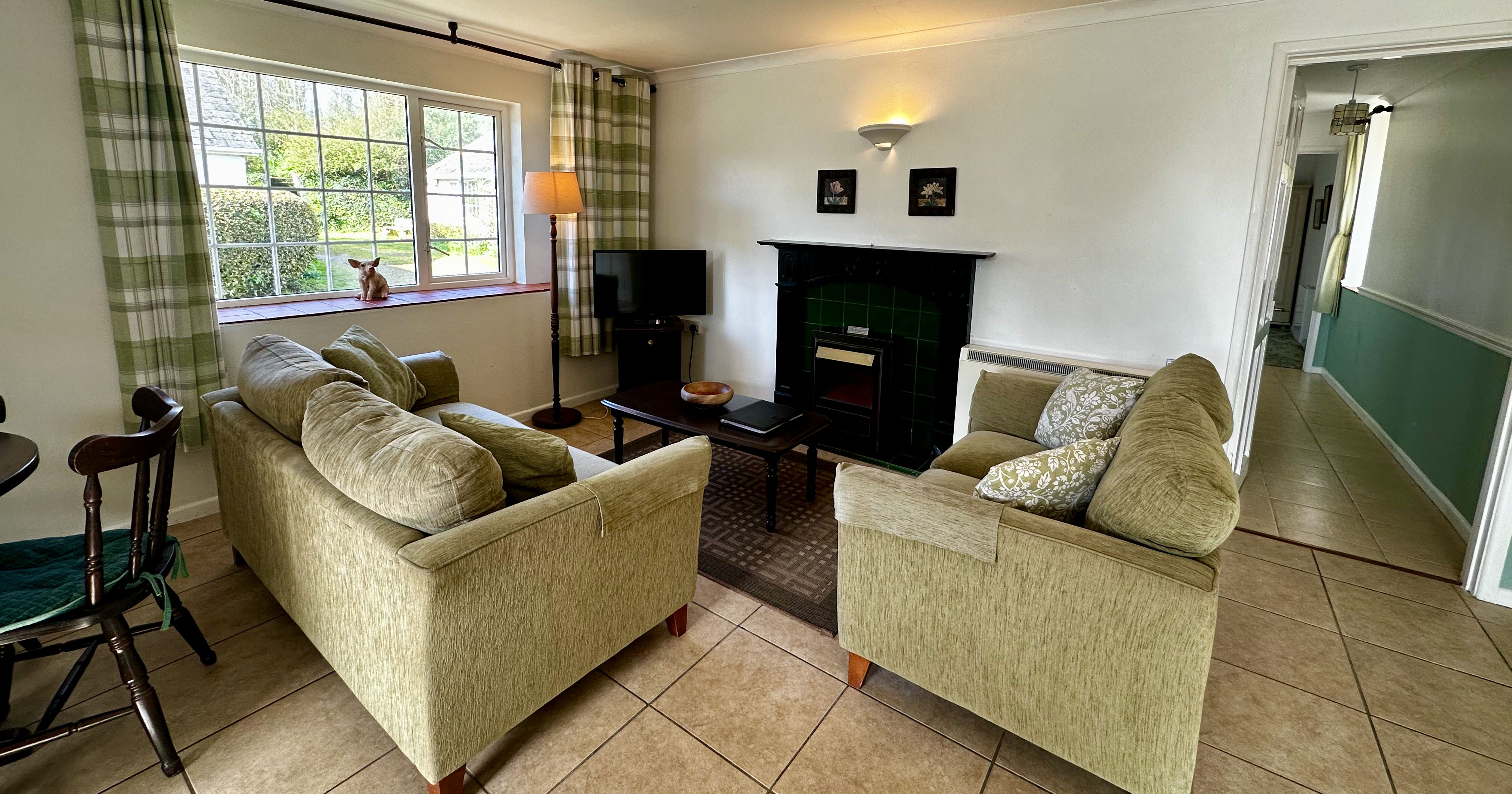 Sty Cottage Open-plan living area