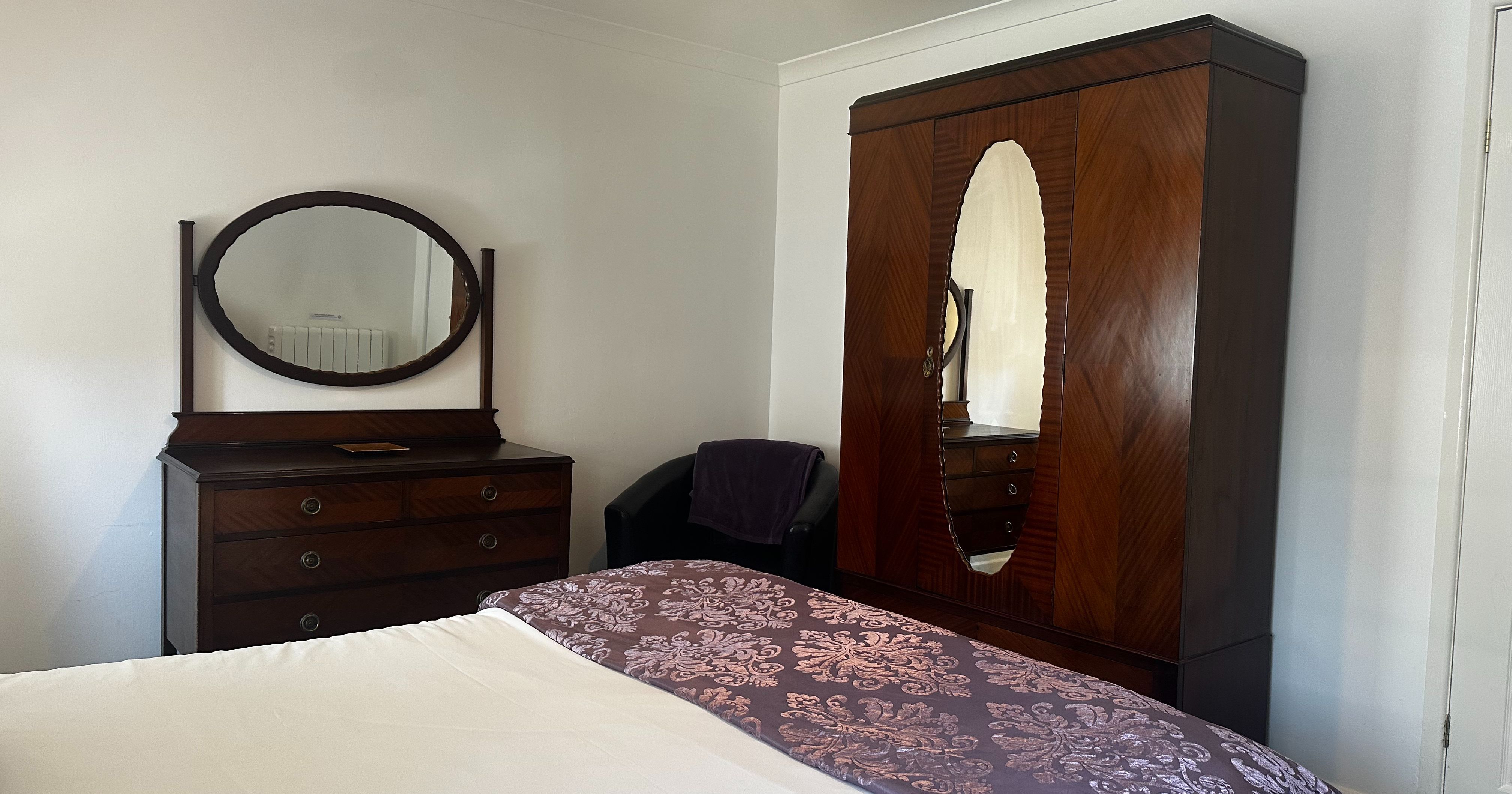 Sty Cottage - Master Bedroom