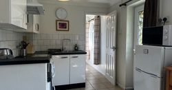 Gweal Cottage - Kitchen