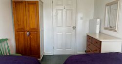 Stable Cottage - Twin Bedroom