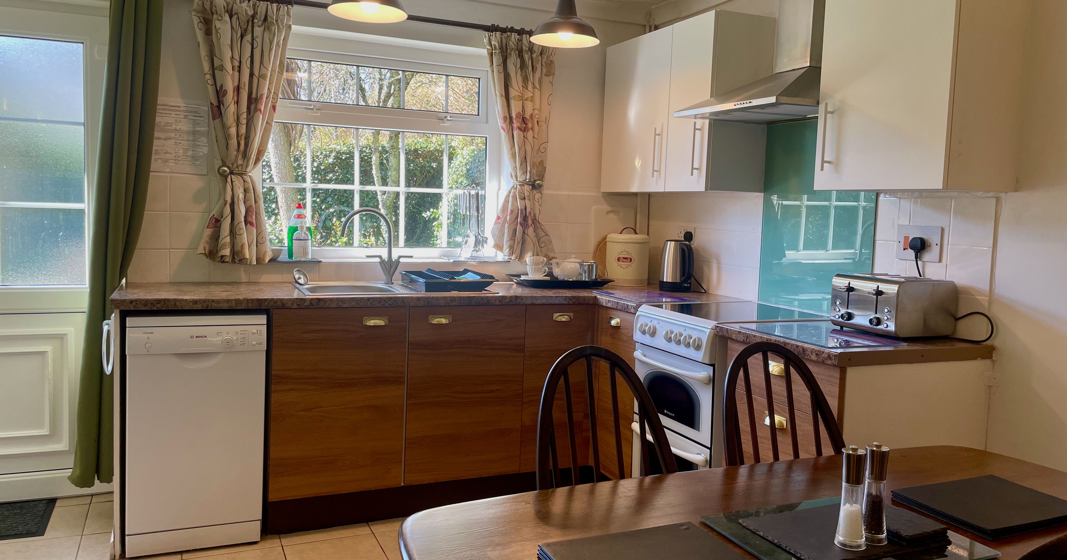 Smithy Cottage - Kitchen