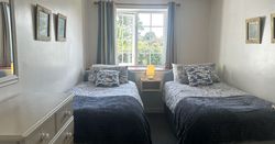 Byre Cottage - Twin Bedroom