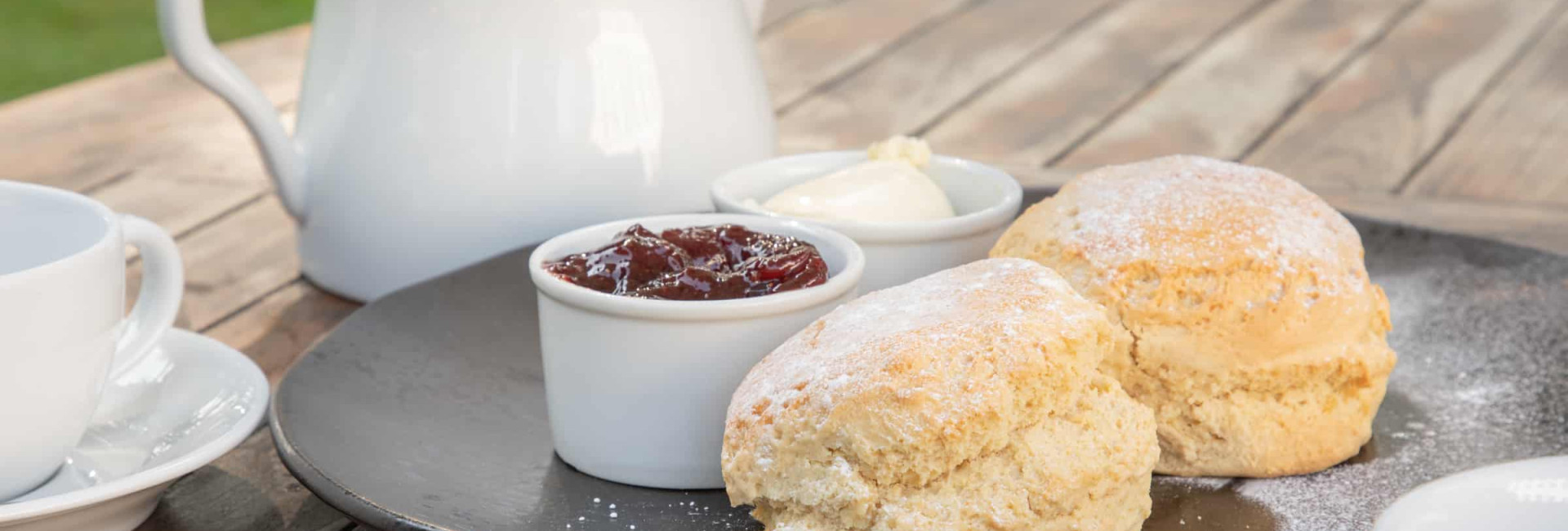 Two Bridges hotel Cream Tea