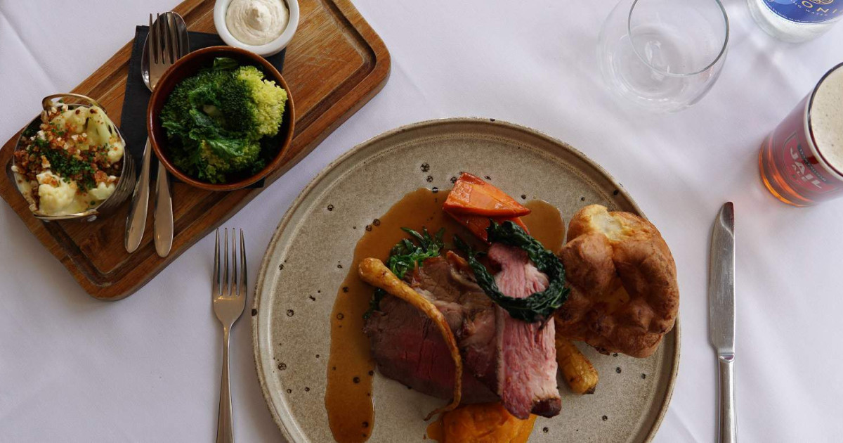 Two Bridges Hotel Food