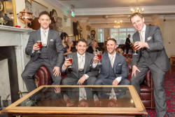 Louise Richey - Groomsmen with drinks