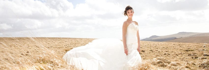 portia-crossley bride in field