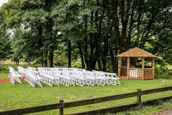 Lauren Spinks - Outdoor ceremony set up