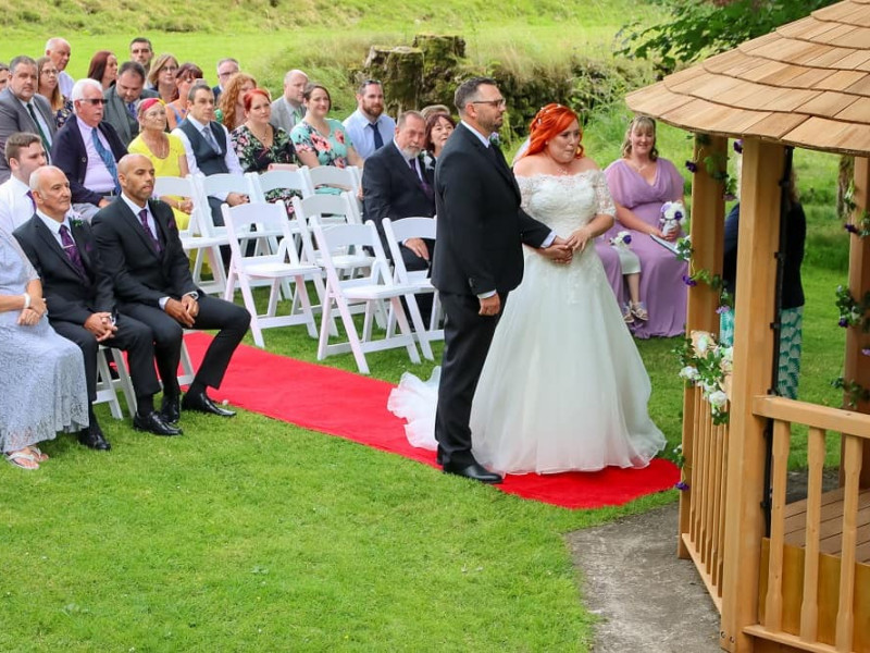 Lauren Spinks - Outdoor ceremony
