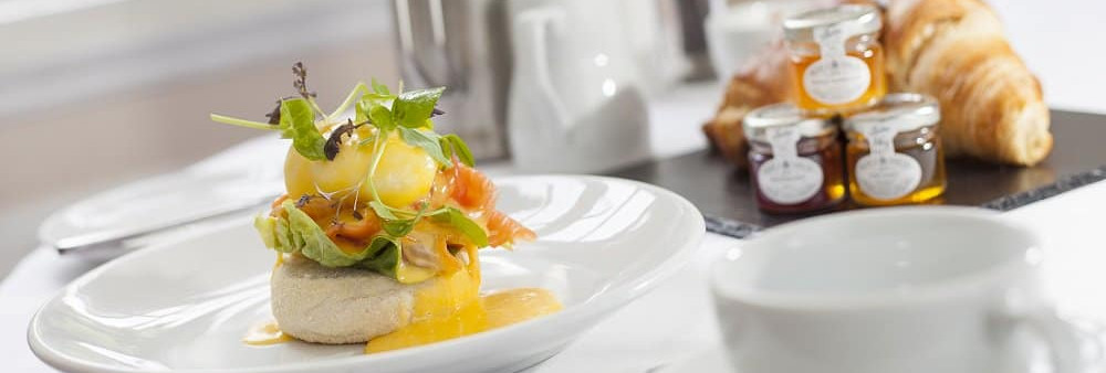 Two bridges breakfast