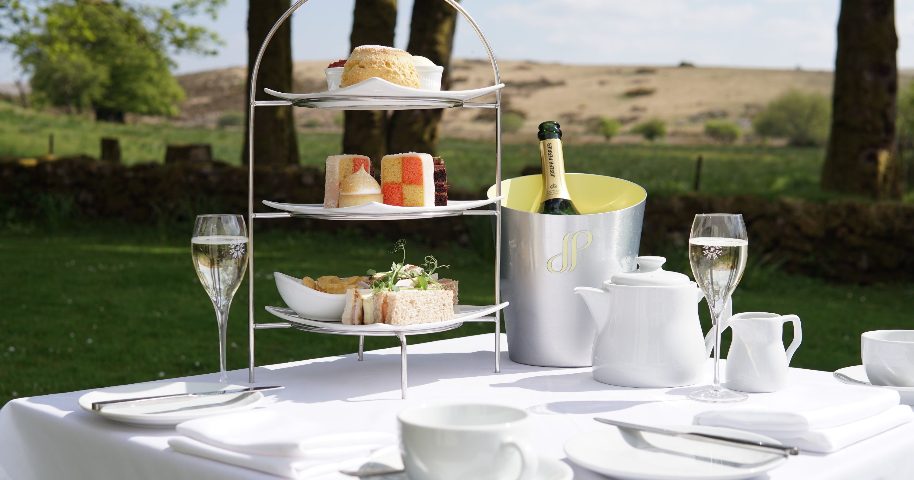 Tea Bridge Afternoon Tea | Two Bridges Hotel Dartmoor