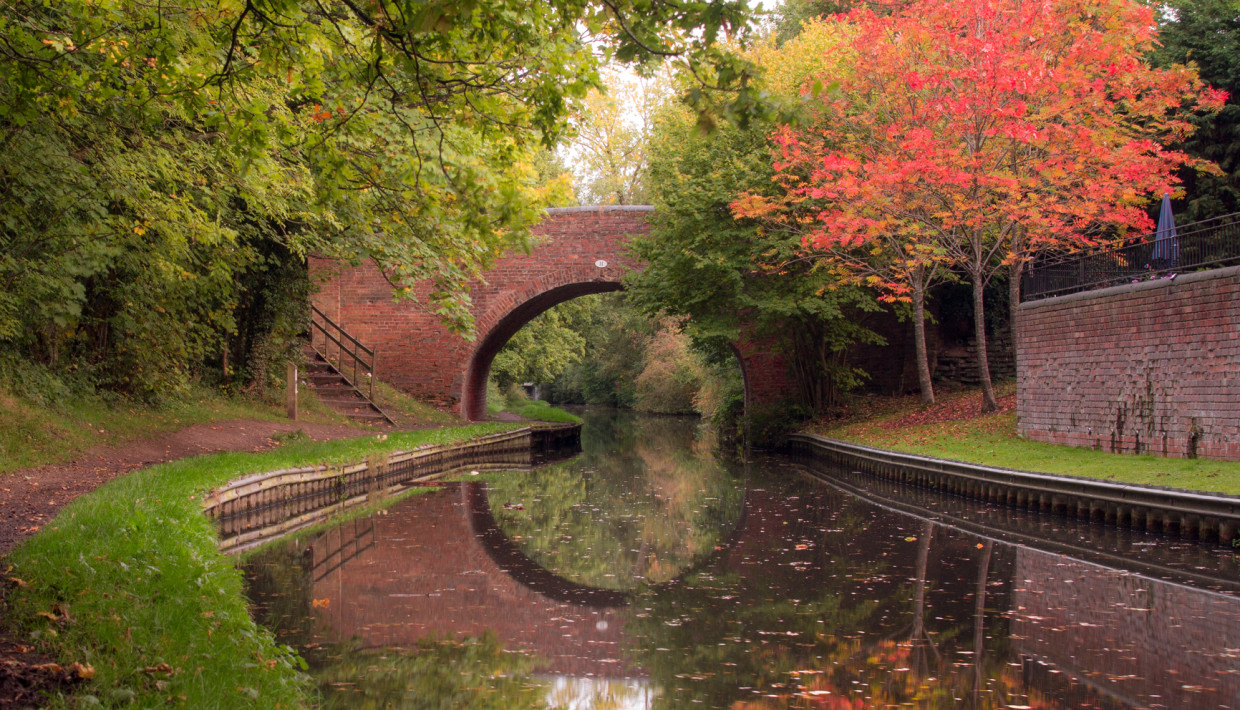 Beautiful bridge for canals - Westmead Hotel