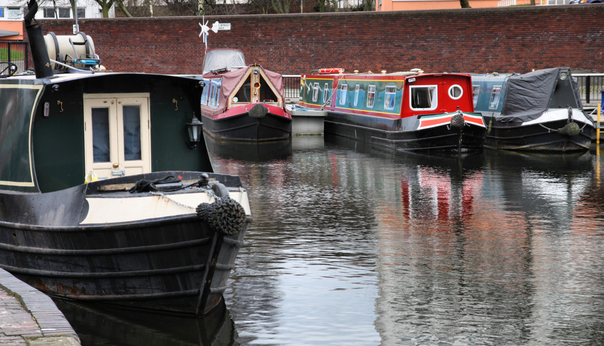 Row of canal boats - Westmead Hotel