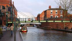 Canal Boat & Bridge - Westmead Hotel