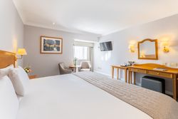 Decorated standard double room - fist floor - Image 2 (1)