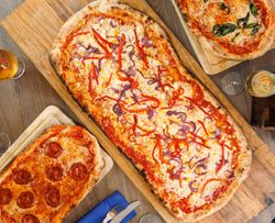 Sharing Pizza