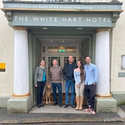 White-Hart-Family-2000-1695
