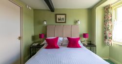 White Hart Bedroom
