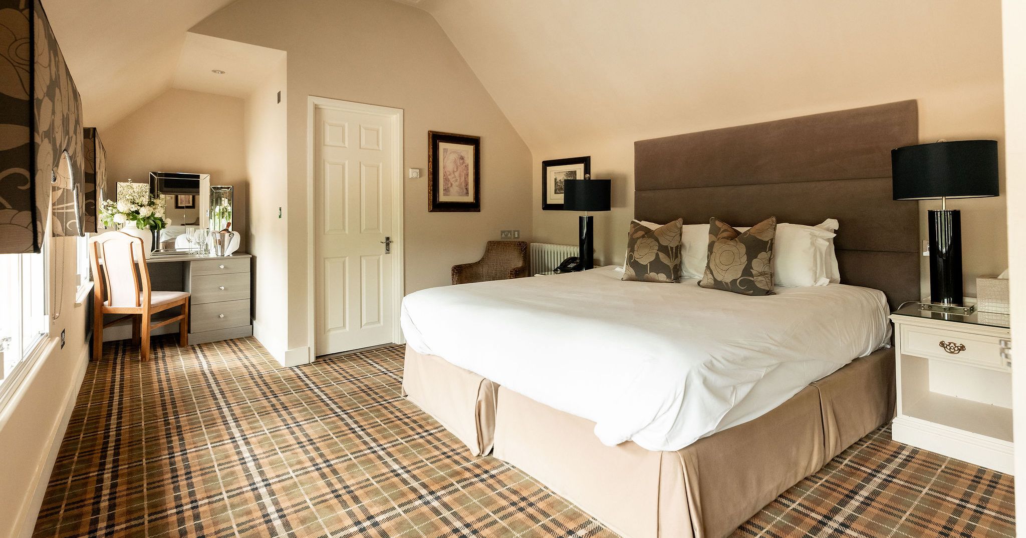 WhiteHartBedrooms221