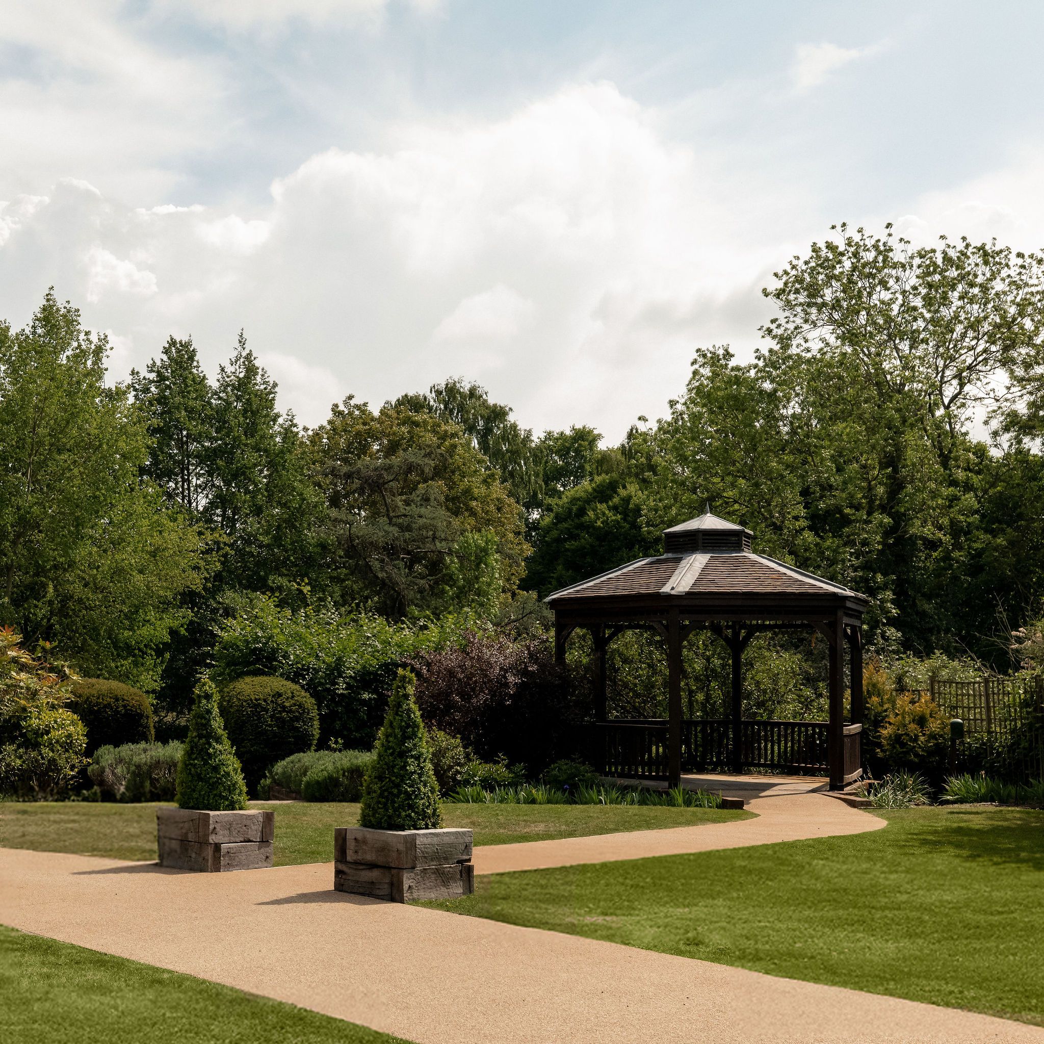 6WeddingBarnExternal12