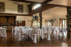 7WeddingBarn8