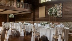 7WeddingBarn12
