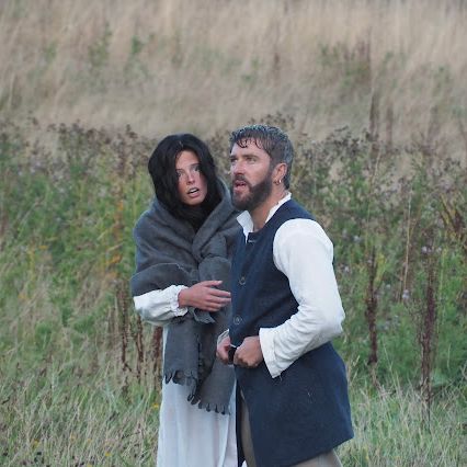 Captain and Viola