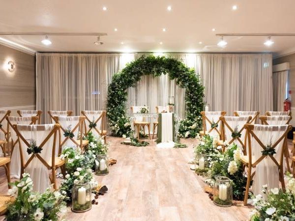 Rutland Wedding Venue Civil Ceremony Wisteria Hotel in Oakham