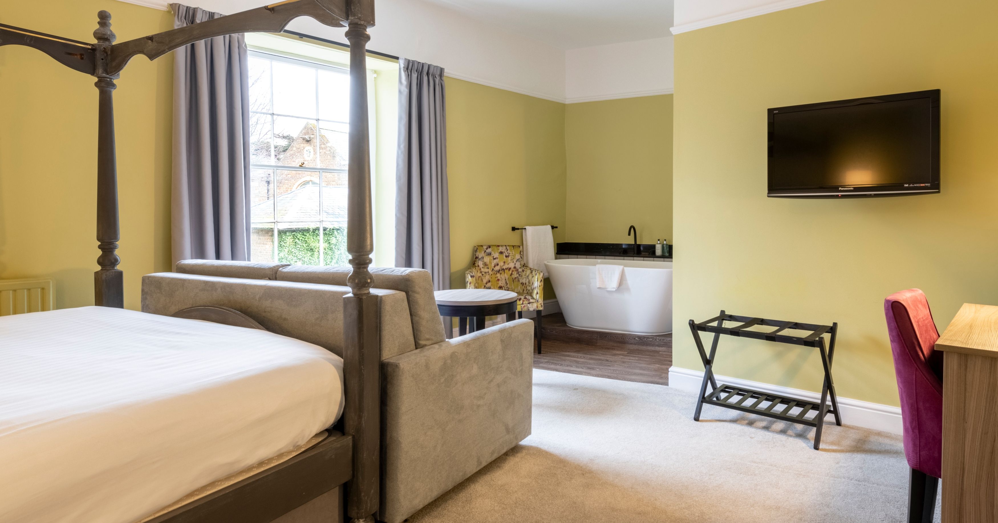 4.2 Normanton Studioh Suite - bedroom additional photo