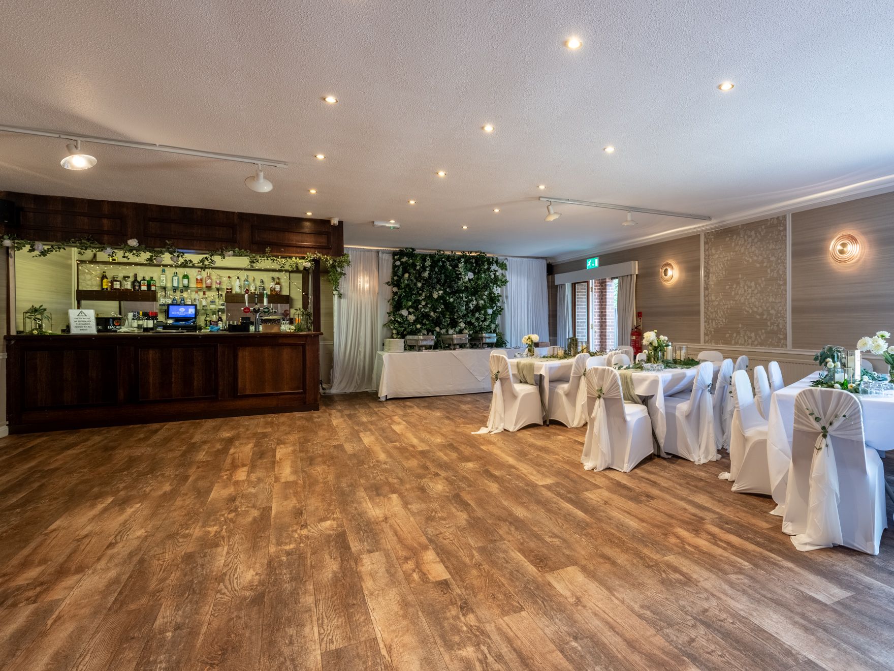 Wisteria Hotel I Barn Room Bar I Event Venue in Rutland