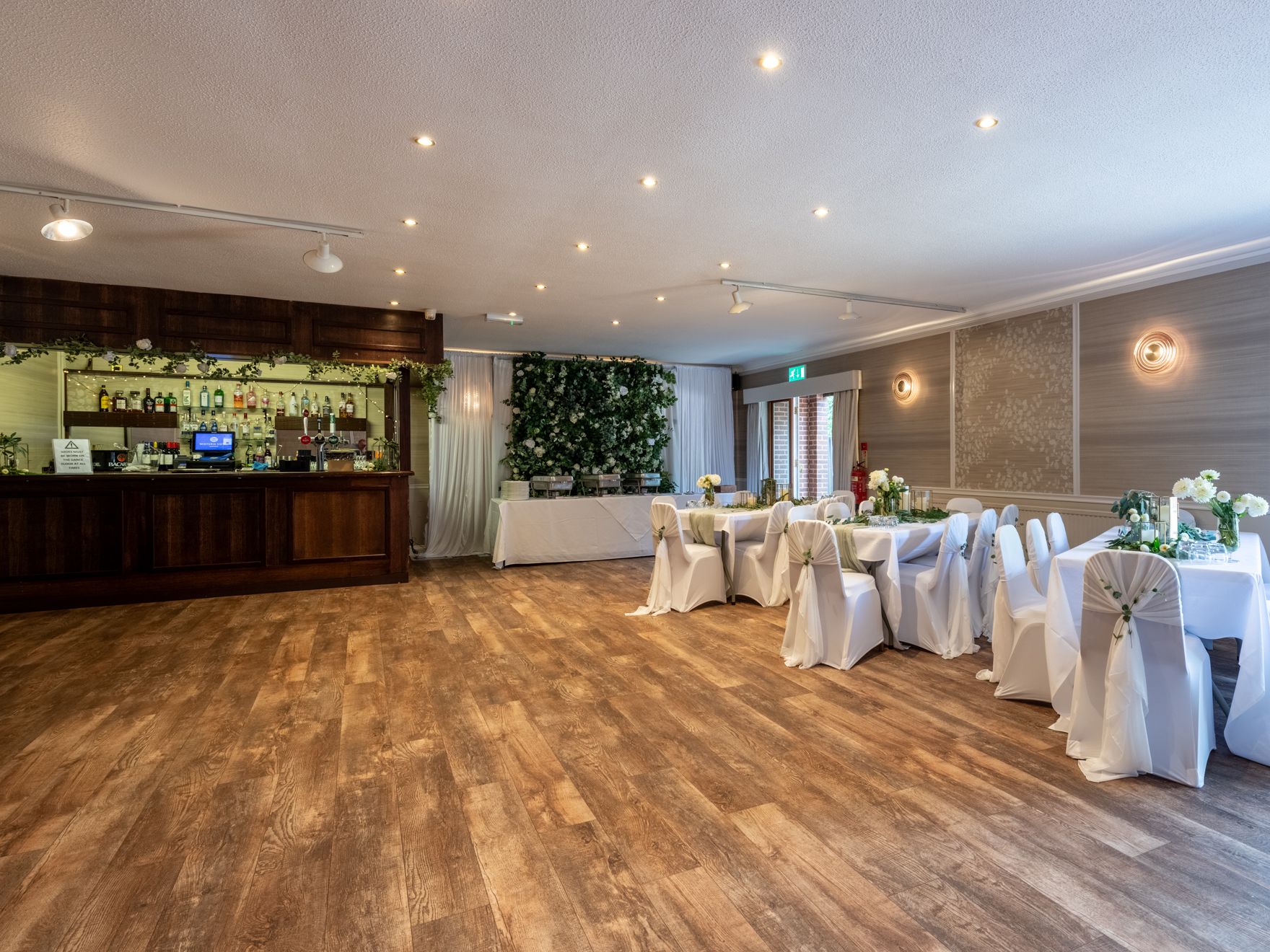 Wisteria Hotel I Barn Room Bar I Event Venue in Rutland