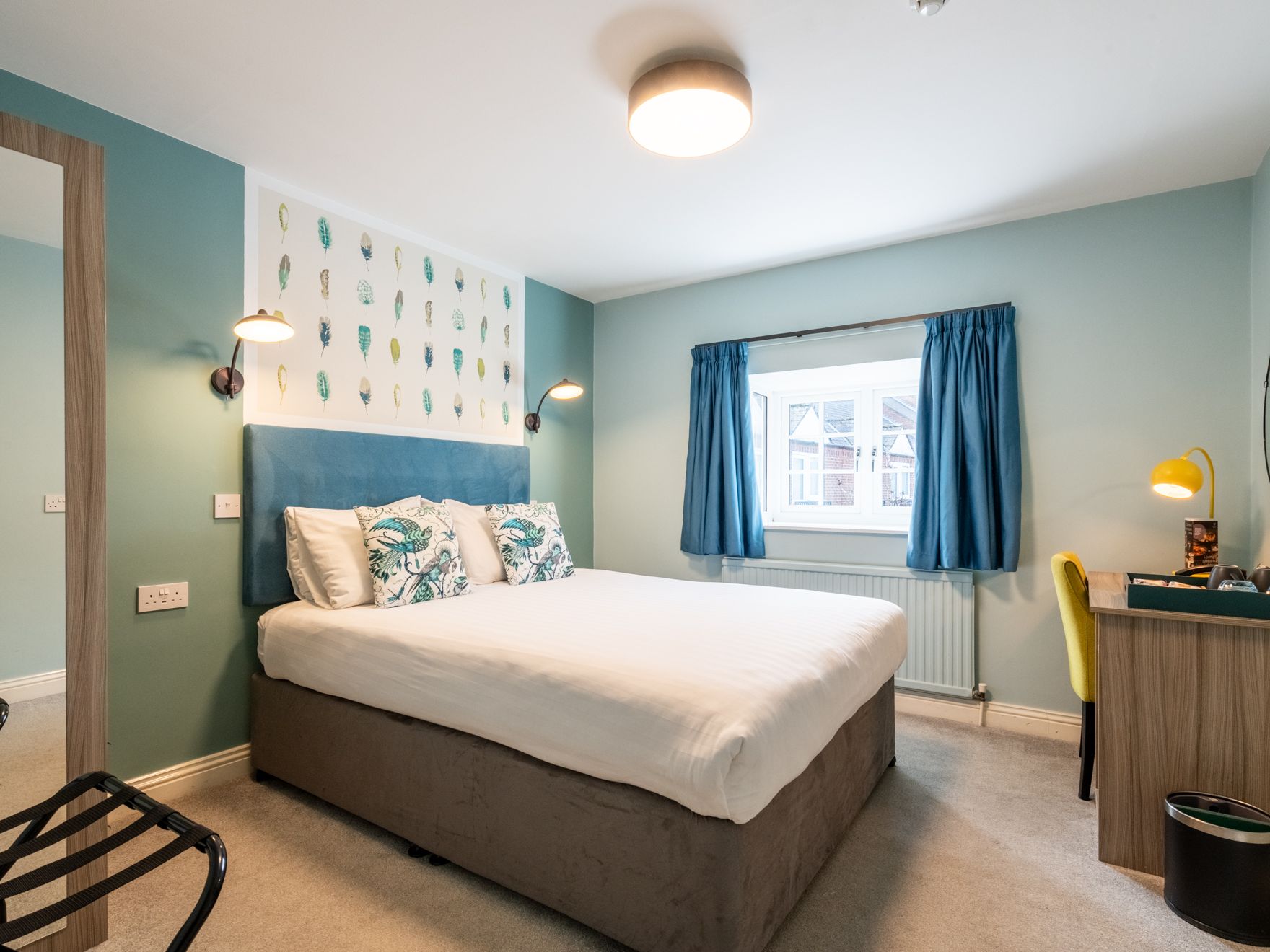 Room 12 - Cosy King - Bedroom