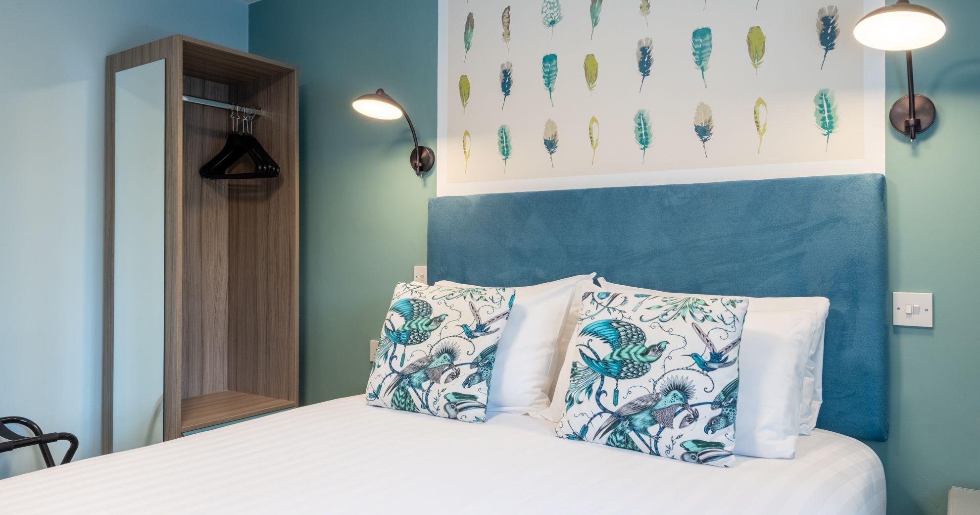 Room 12 - Cosy King - Headboard