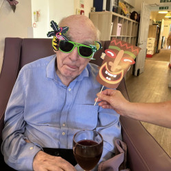 Man with funny glasses