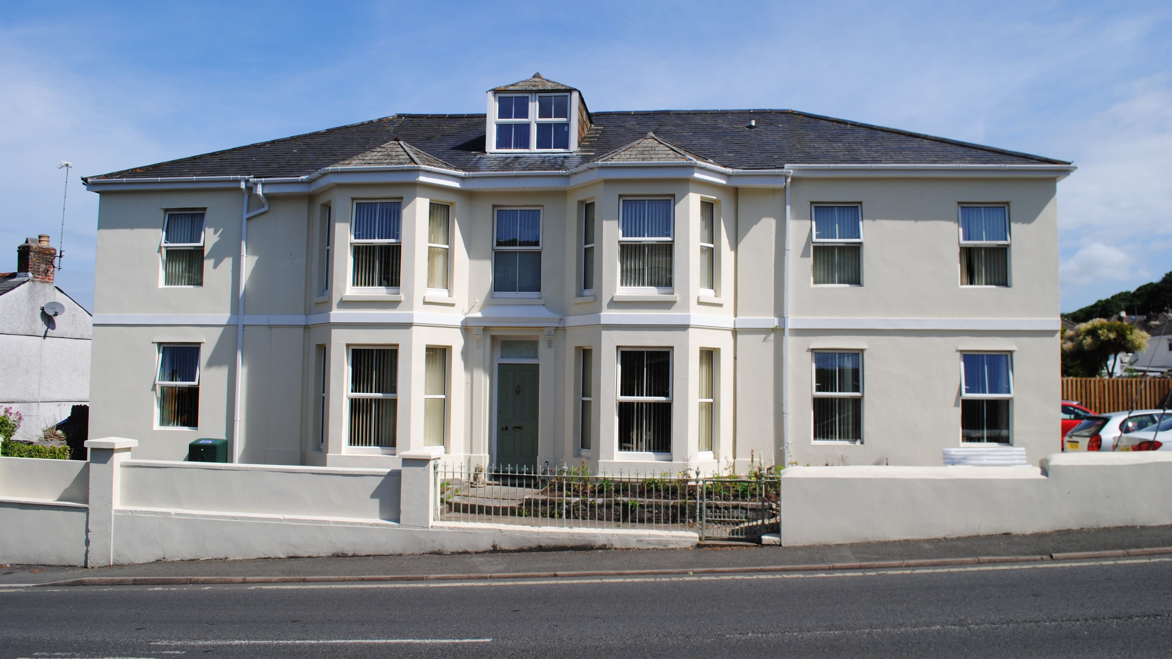 PLYMSTOCK FRONT OF HOUSE