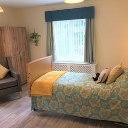 Room 4 (2)