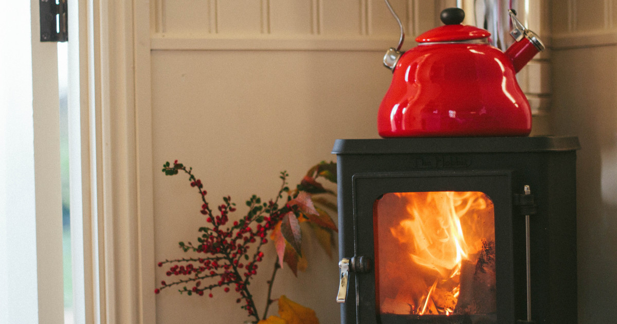 Shepherd Hut with fire and kettle
