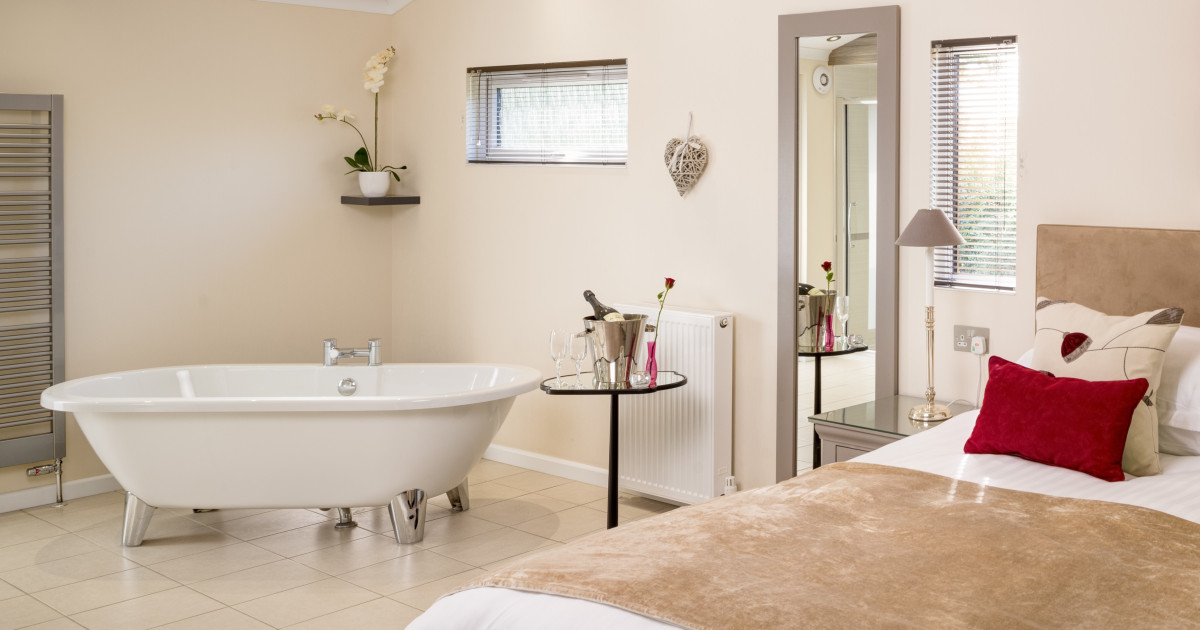 Honeydale Lodge Bedroom