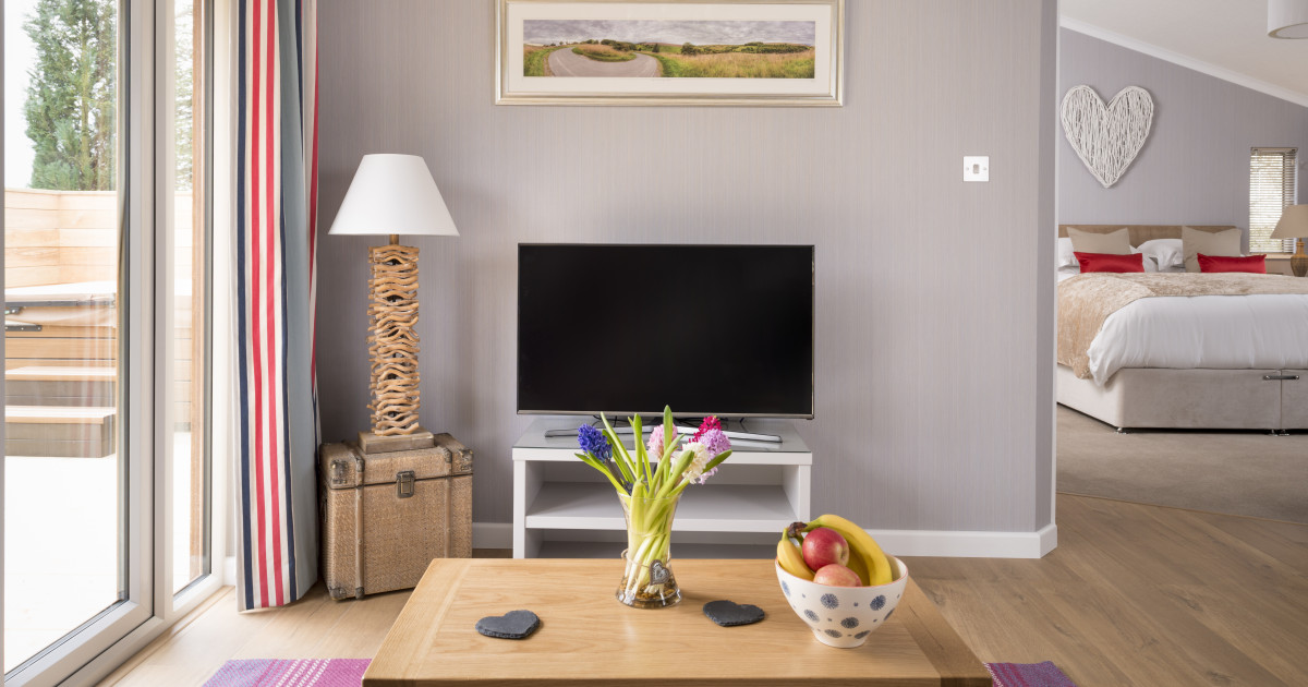 LilyDale Lodge Living Room